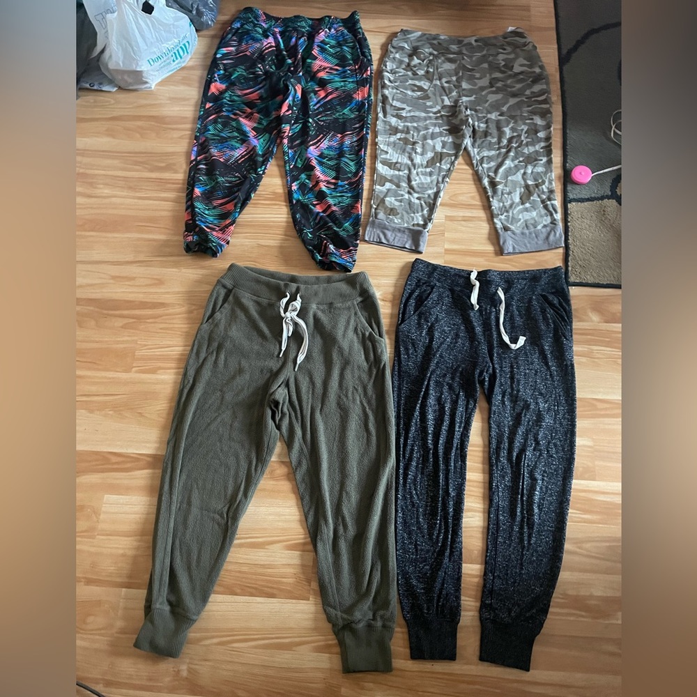 Ladies Jogger Bundle - aerie, Express, etc